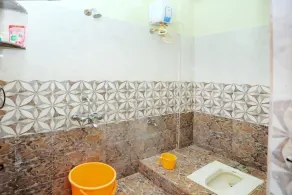 Well connected 2bhk in heart of the city - Image 3