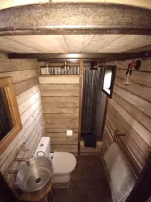 The Water Shack - Amazing tiny house retreat - Image 4