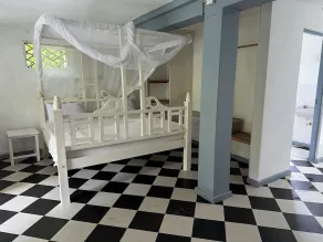 Cosy beach villa - Image 5