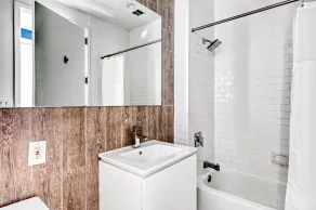 Luxury Tribeca 1BR w/ Gym, Doorman + Roof deck by Blueground - Image 2