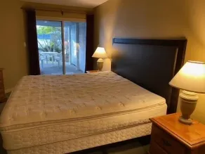 Oceanfront Nanoose Bay stunning views condo sleeps 6 - Image 5