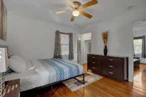 Duke East Campus 1BR Downtown Walking Distance - Image 4