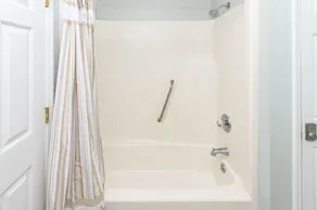Spacieux OCEANFRONT 3 BR 2 BA! Wifi gratuit! Grande piscine! Linge de maison inclus! - Image 4