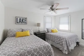 Nautical Nest |Rentals by the Month |Lake Access |Dogs Permitted |3 Seasons Room |Yard w/Fire Pit - Image 3