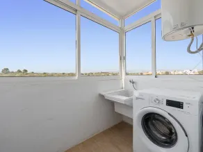 Bright apartment in Costa Daurada - Image 2