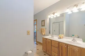 Cliffsider - In der Nähe von High Country-Attraktionen. Das Hotel liegt in Gated Resort in Echota, auf der anderen Straßenseite vom Pool, vom Whirlpool und vom Fitnesscenter. 10% Last-Minute-Rabatt verfügbar - Image 3
