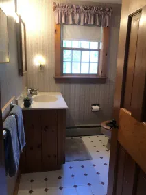 Cozy home with in walking distance to Cranmore Mt - Image 3