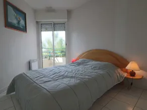 Spacious 60m² rated 3 stars, sea view terrace, near the beach - Image 5