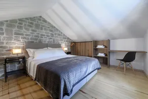 Family Friendly Home with Private Heated Pool & Basketball Court - Image 4