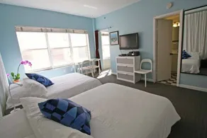 OCEAN DRIVE BUDGET STUDIO 1 - Image 4