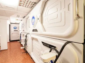 Just Hostel Capsules Alicante - FREE Towels & Luggage Storage - Near Railway - Image 3