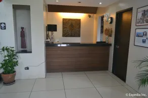8 Suites By Fat Jimmy's - Image 3