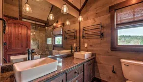 Firefly Farmhouse - Riverfront | Modern | 2 Bedroom w loft - Image 3