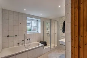 Ferienhaus \"Zuhaus am See\" mit Bergblick, Sauna, WLAN und Garten - Image 4