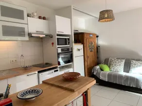 Appartement au calme avec climatisation et parking à Bouzigues - Image 5