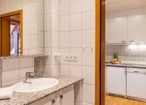 Relax in a maisonette apartment and enjoy the North Sea views - beach view, balc - Image 4
