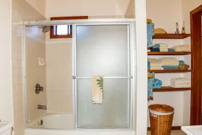 Private, Comfortable and Cozy with Distant Ocean and Mountain Views - Image 3