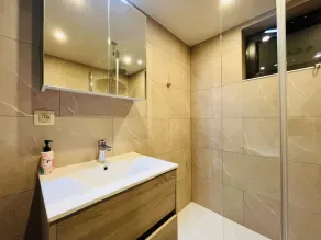 4-Guest Elegant Holiday Base in Hotton - Image 3
