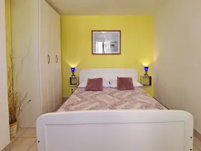 One bedroom apartment near beach Šilo, Krk (A-18755-a) - Image 3