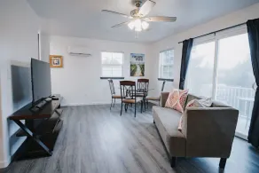 Quite Studio w/ Patio and Laundry - Image 4