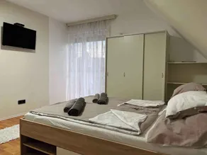 Ferienwohnung mit beheiztem Pool - Image 2