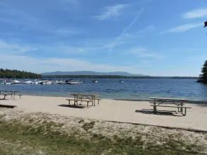 Patrician Shores Winnipesaukee Water Access Home Sleep 10 - Image 5