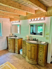 1885 Farmhouse Luxuriously Renovated: Animals & Antiques - Image 4