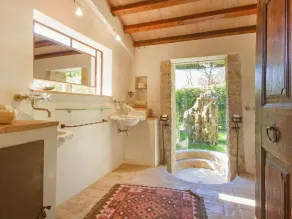 Beautiful private villa with private pool, WIFI, A/C, TV, patio, pets allowed and panoramic view - Image 2