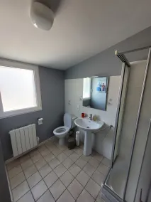 Duplex apartment in the heart of La Roche Bernard - Image 2