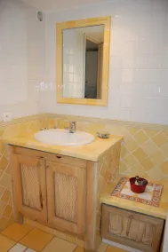 Independent cottage 4 people in Auribeau / Siagne with barbecue terrace - Image 4