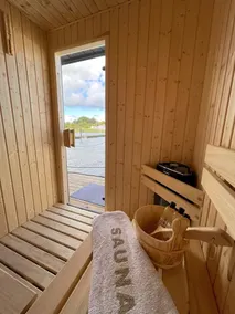Houseboat Fjord Schleiliebe with roof terrace in Schleswig - Image 2