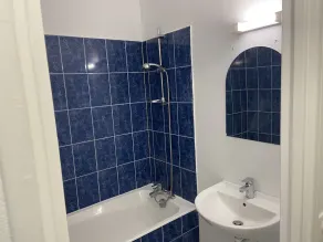 Bel Appartement Spacieux, Lumineux Avec Parking - Image 3
