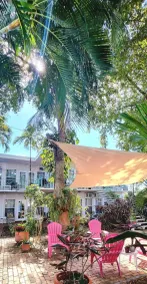 Green Island Inn - Image 4