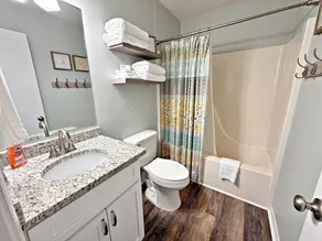 Bayview 19 | Bayfront • Pool • Pet Friendly • Boat Access - Image 2