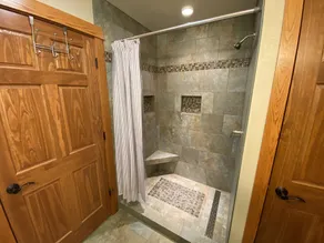 Escape to crystal clear Silver Lake! - Image 4