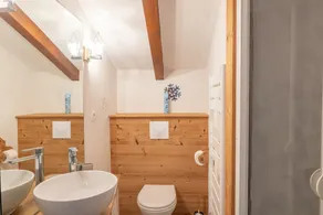 Appartement de vacances avec ski à l'intérieur et à l'extérieur - Image 2