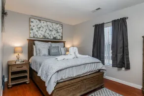 Lakefront Condo - Couples Retreat - Image 3