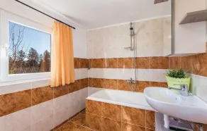 2 bedroom gorgeous home in Fuzine - Image 2