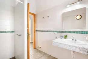 Strandresort-Villa mit privatem Pool und Klimaanlage - Image 4