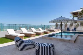 South Bay Beach House: Bay Front Luxury Beach Villa with Heated Pool - Image 5