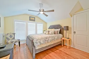 Knot A Care 4 Bedroom Home by RedAwning - Image 4