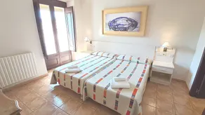 Casa Alerny – autentisk catalansk landejendom blandt kirsebærtræer - Image 4
