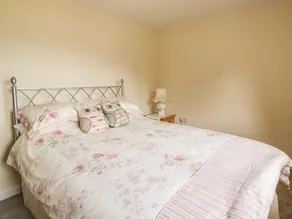 THE BARN, family friendly, character holiday cottage in Workington - Image 4