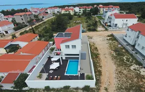 Gorgeous home in Vrsi Mulo with private swimming pool, can be inside or outside - Image 4