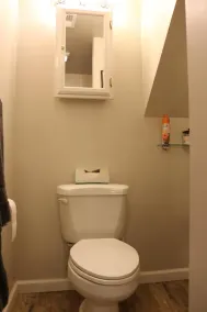Stort studio tæt på metro - Image 3