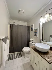 Clean, Quiet, & Cozy Ashland Home  - Image 3