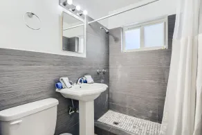 🏖 Gorgeous 1 BR ~ Steps to the Beach 🏖 - Image 2