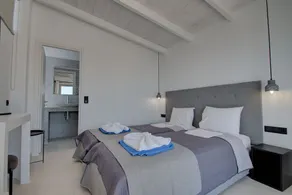 Pyrgos Exclusive , Sea View & Private Pool - Image 5