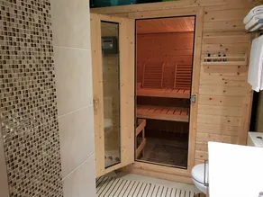 House with sauna. Internet, Comfortable, Beaches 5mn. Golf 2mn - Image 4