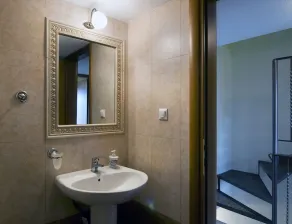 Beautiful villa close to the beach - Image 3